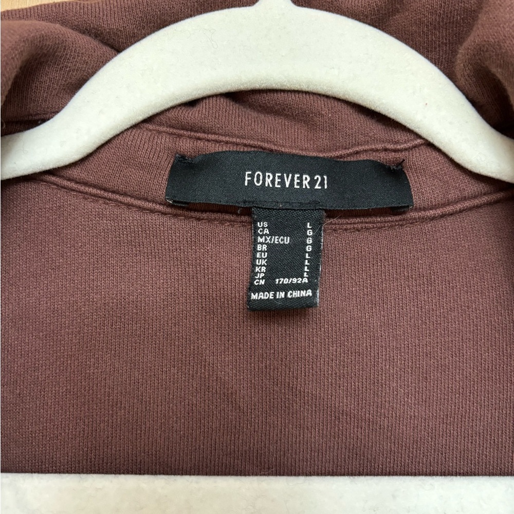 Shacket - Picture 3 of 4